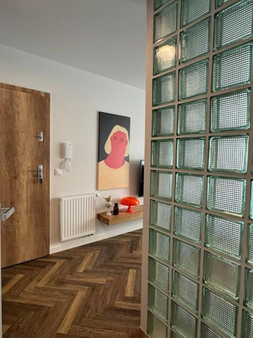 Art & Sunski Z Garazem Podziemnym Apartmán