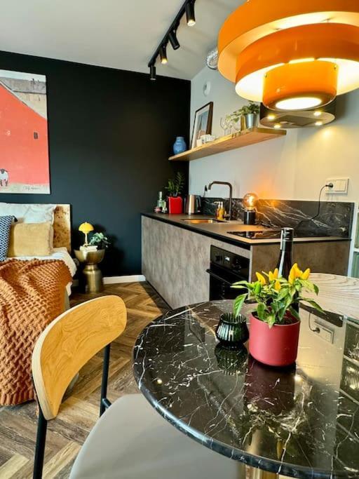 Art & Sunski Z Garazem Podziemnym Apartmán